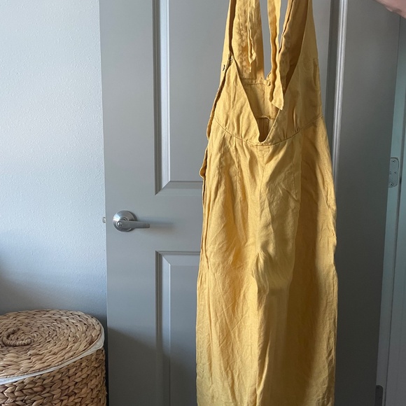 Keoni halter jumpsuit | Slow fashion linen jumpsuit - Picture 4 of 10